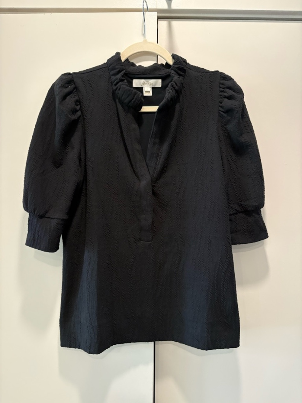 Lilly Pulitzer Black Ruffle Collar Puff Sleeve Blouse